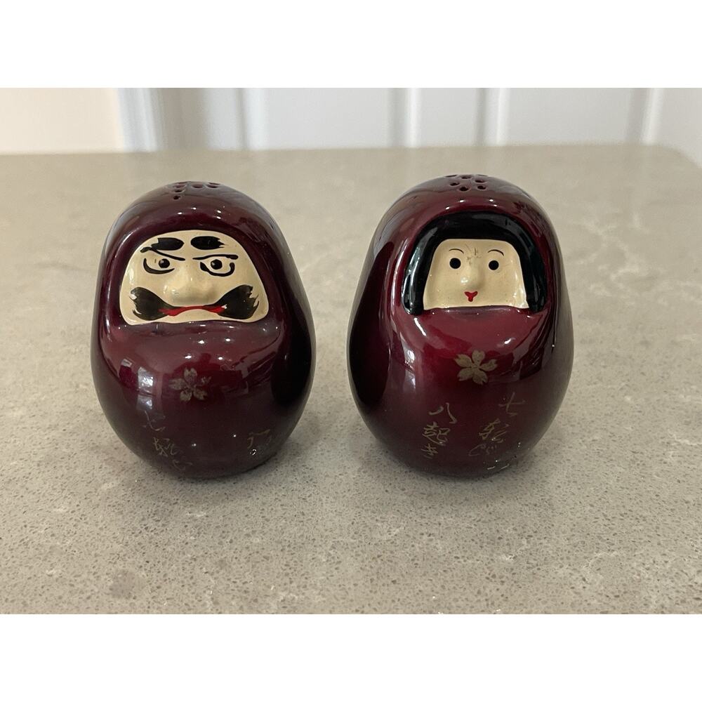 Unique Ruby Red Japanese/Chinese Couple Salt And Pepper Shakers